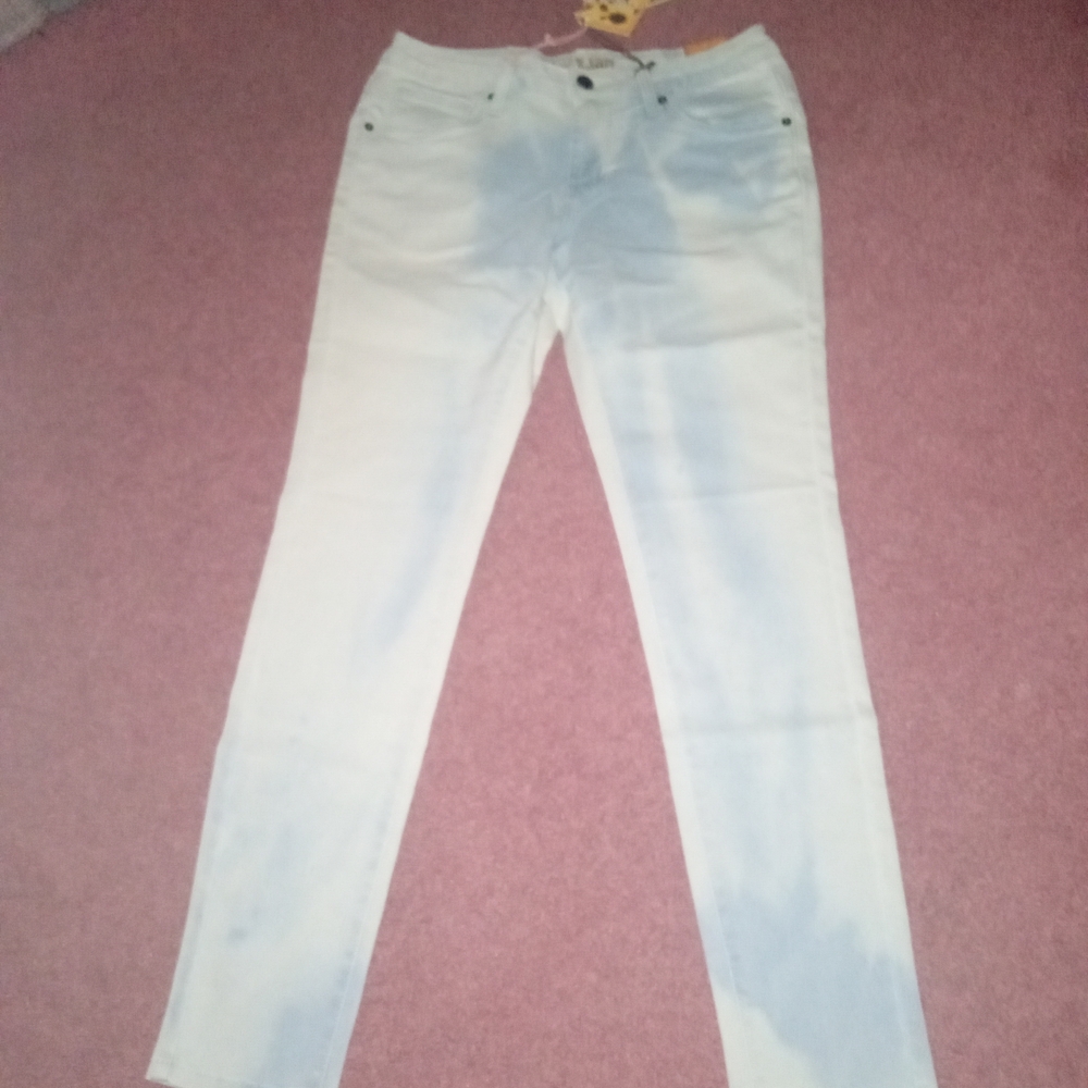 Hybrid & Company Bum Lifting Skinny Jeans